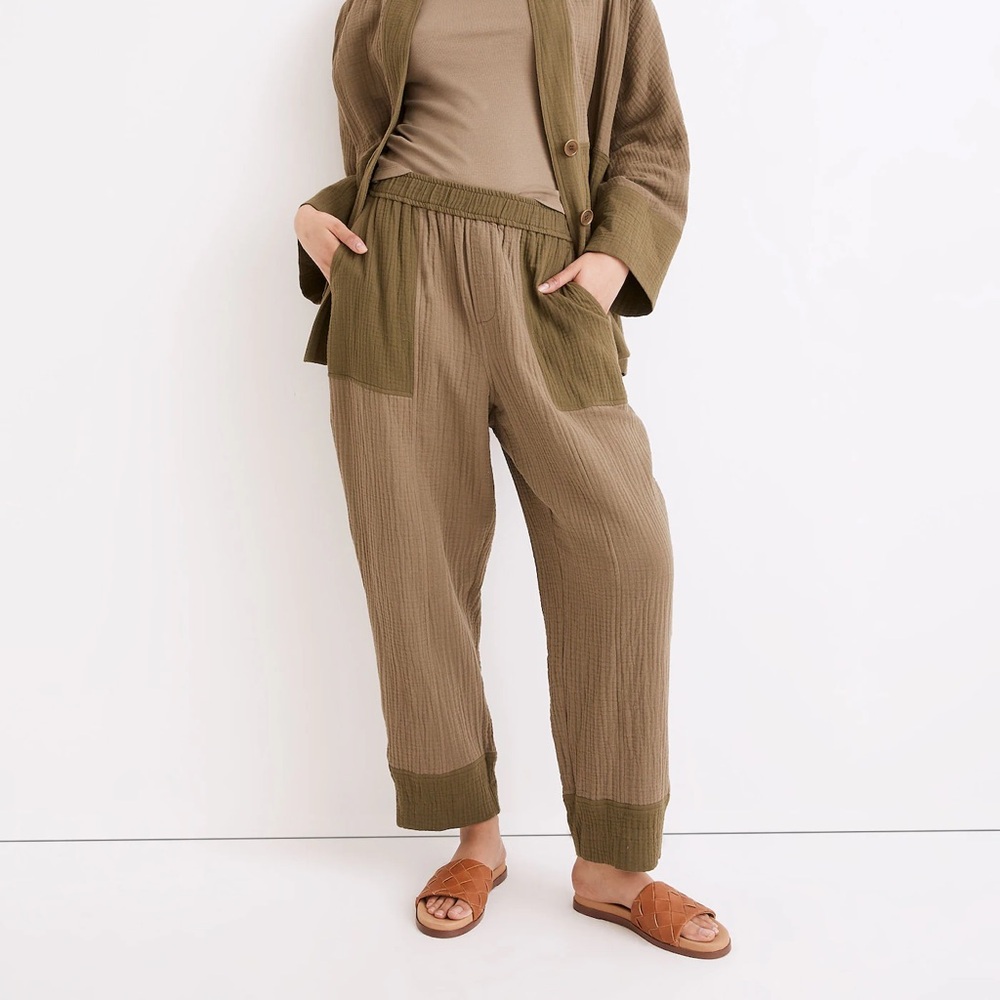 Madewell Lightspun Pull-On Balloon Pants in Colorblock Distant Surplus Green